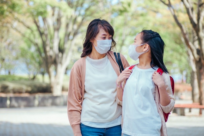 秋から冬に鼻の調子が悪くなるのは、もしかしてアレルギー性鼻炎(花粉症)?
